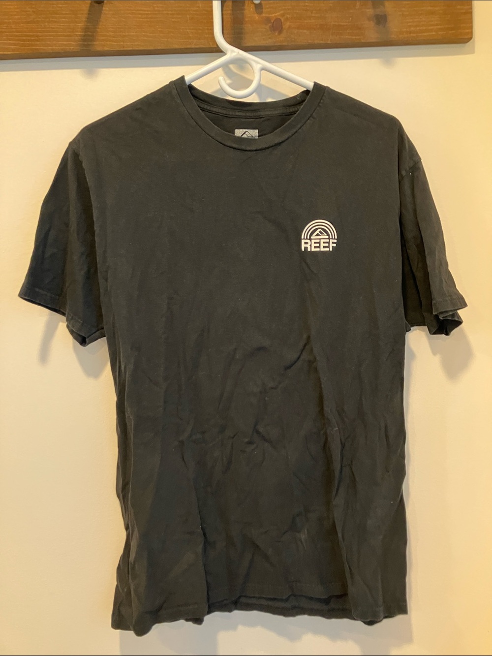 Reef Men's Black Tee with White Logo